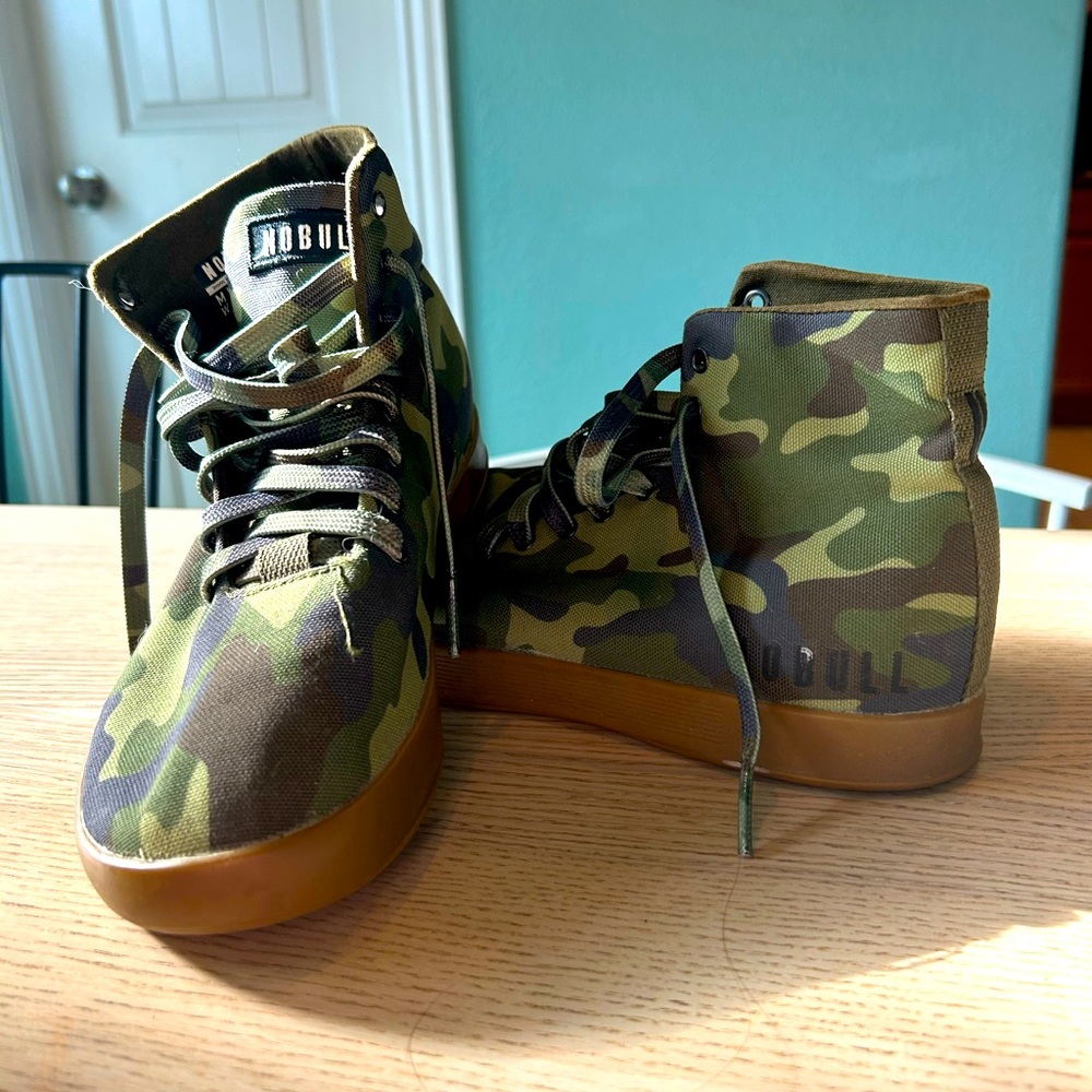 NOBULL Canvas Hi Top